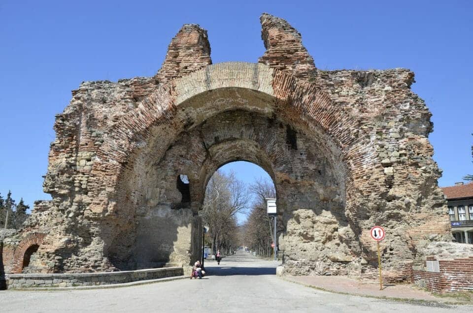 fortress-972508_1920