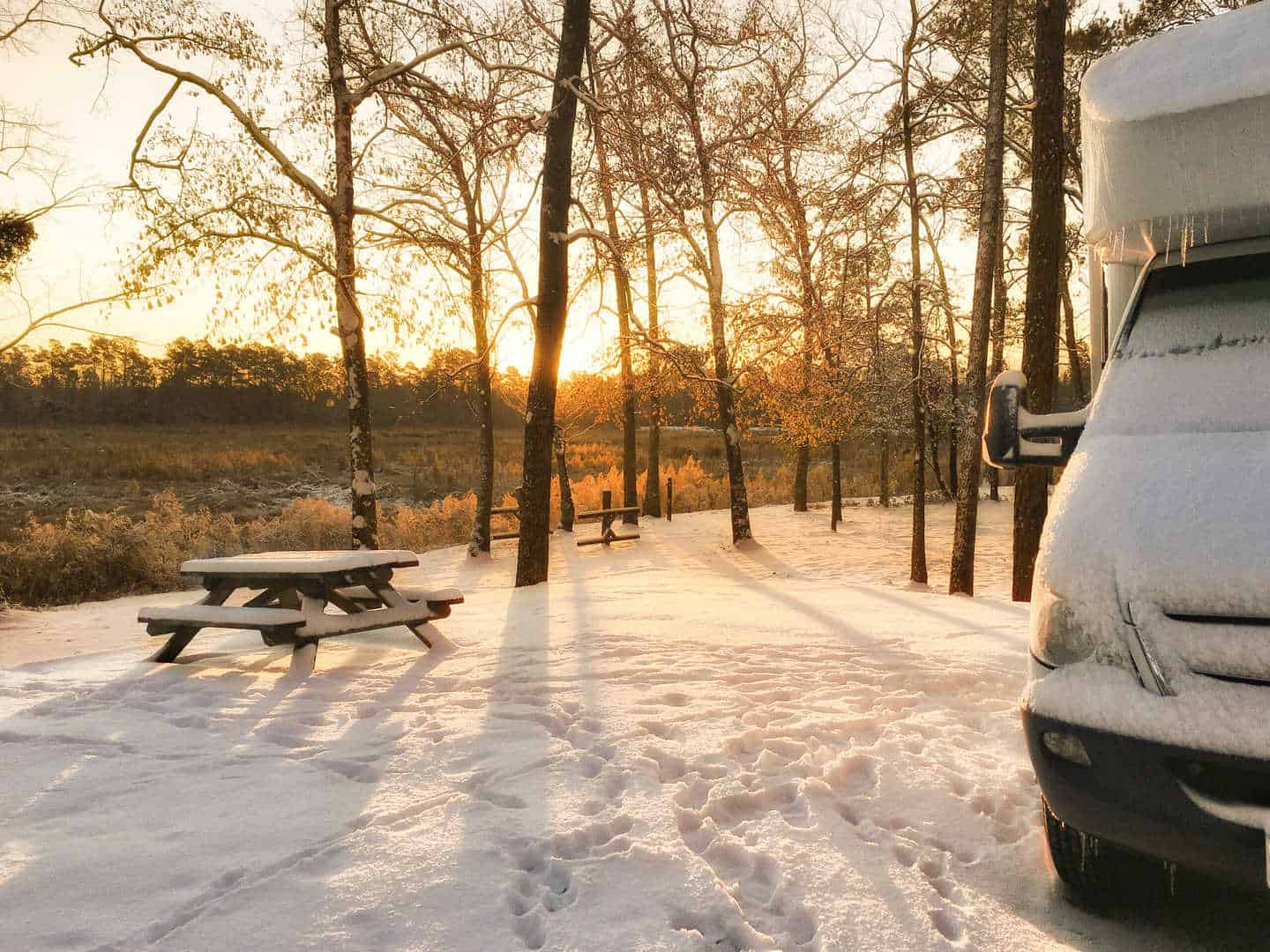 Motorhome-winter-living