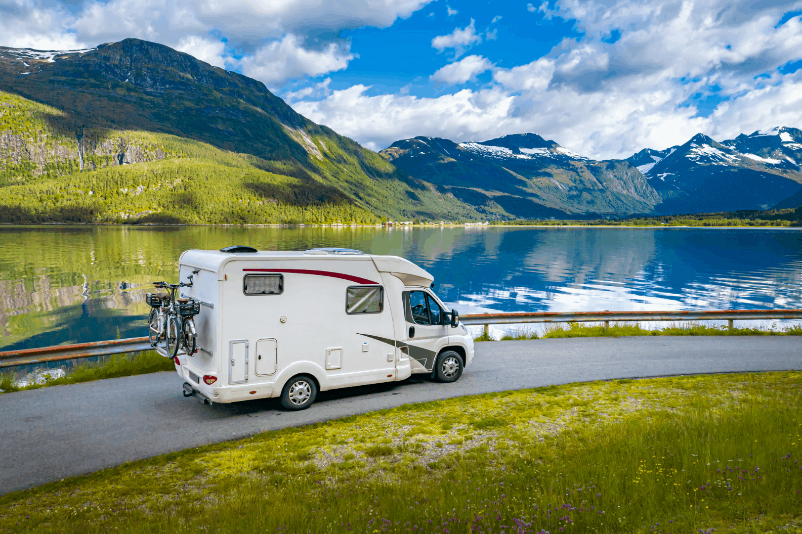 Motorhome Hacks and Tips for a Happy Life of Touring